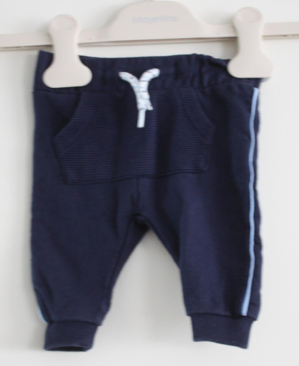 Blauw broekje maat 62