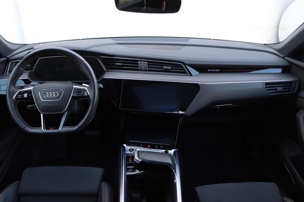 Audi E-tron sportback 55 quattro black edition 95 kwh s-line 408pk