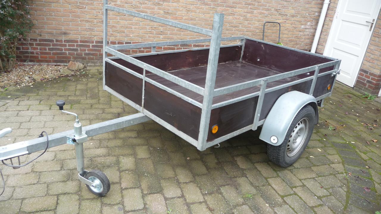 TE KOOP ONGEREMDE ENKELASSER