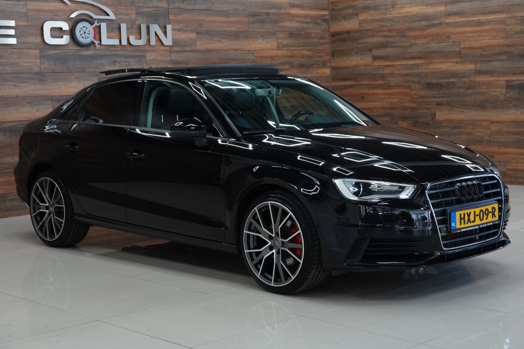 Audi A3 limousine 1.8 tfsi | panorama | leder | camera | pdc |