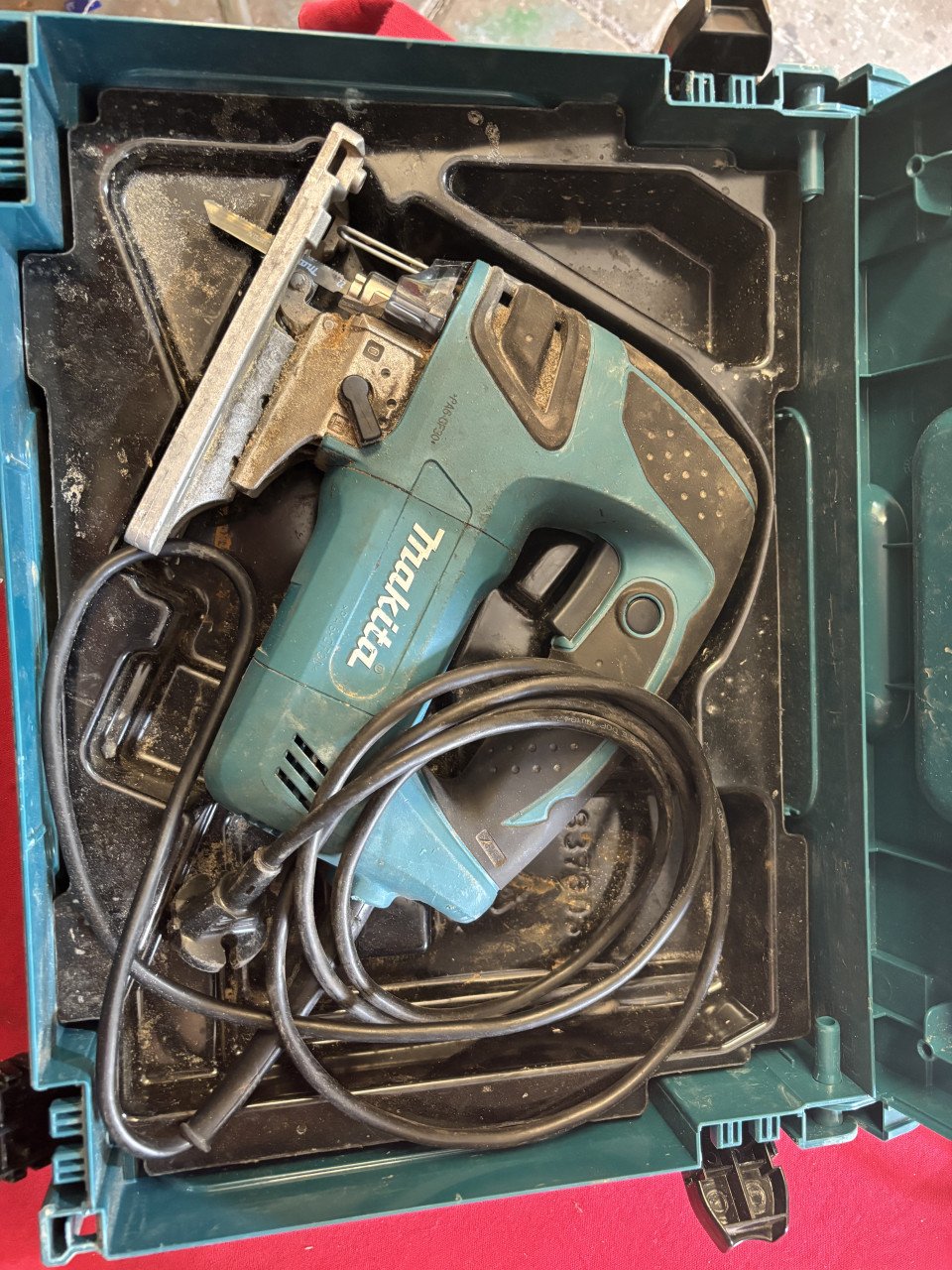 Decoupeerzaag 220 volt