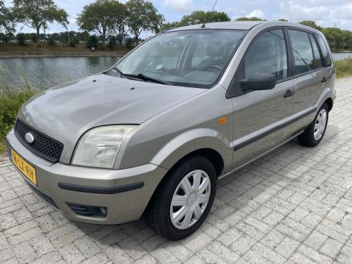 Ford fusion 1.4 1299€