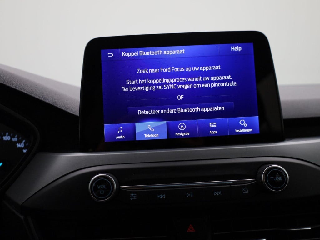 Ford Focus wagon 1.0 ecoboost hybrid connected | navigatie | cruise control