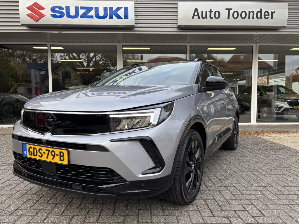 Opel Grandland 1.2 turbo gs/ trekhaak afneembaar