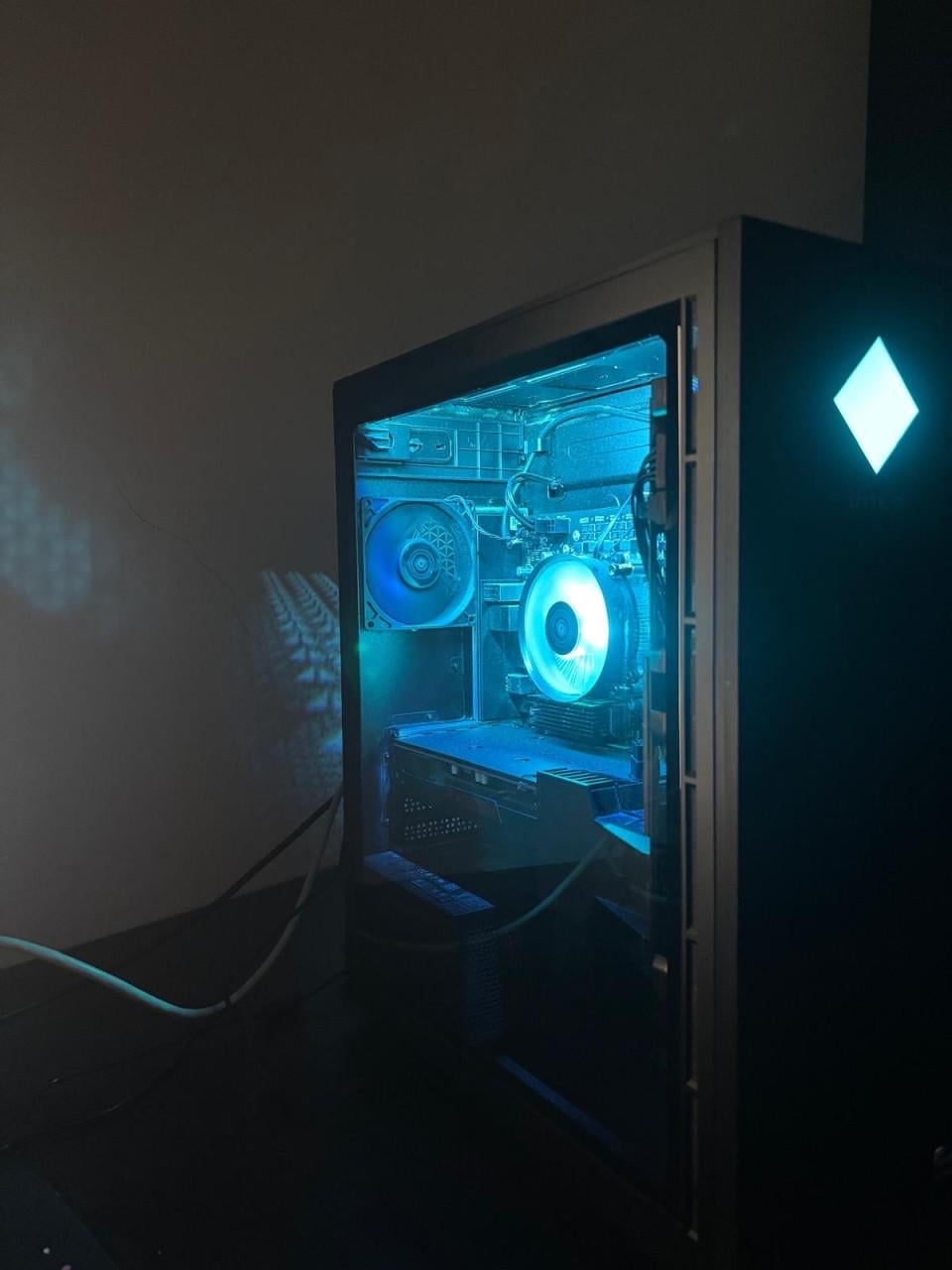 Omen Gaming PC - RYZEN 7 5700G - SSD/HDD 1500GB - RX 6600 XT 8GB 16GB wifi