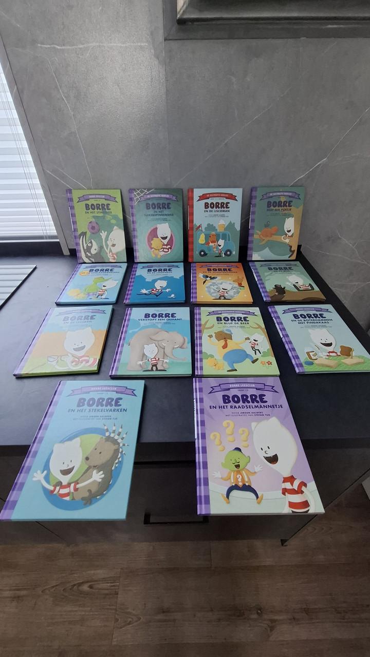 Borre boekjes 14 stuks