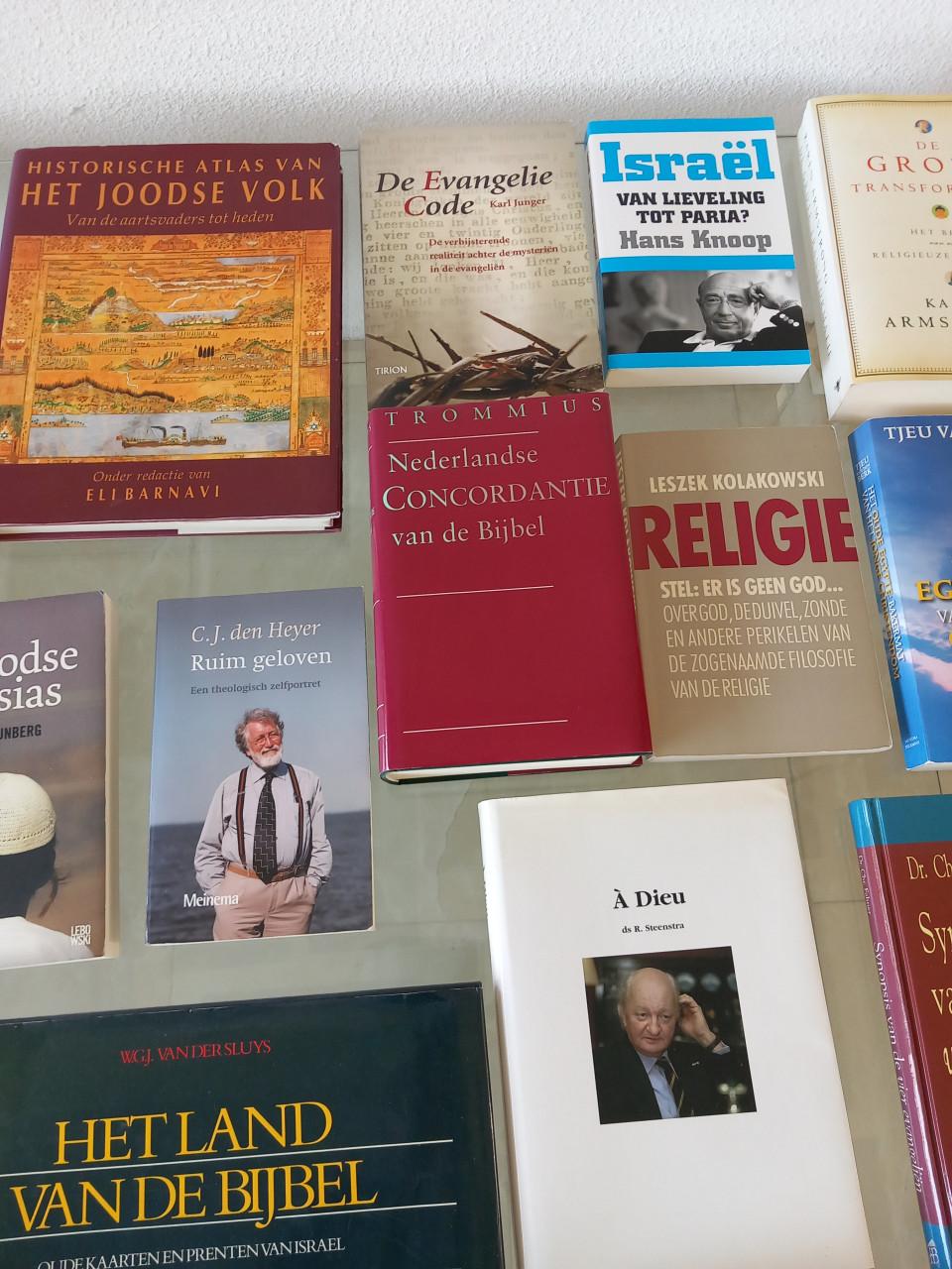 Partij boeken religie godsdienst