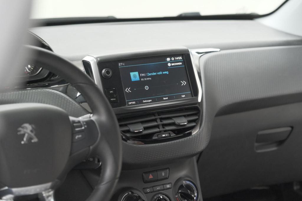 Peugeot 208 puretech 82 signature | parkeersensoren | apple carplay | navig
