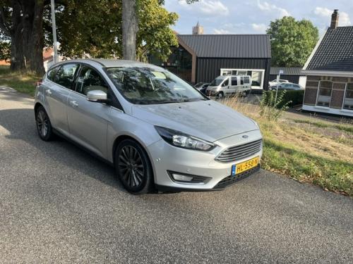 Ford Focus 1.0 titanium edition
