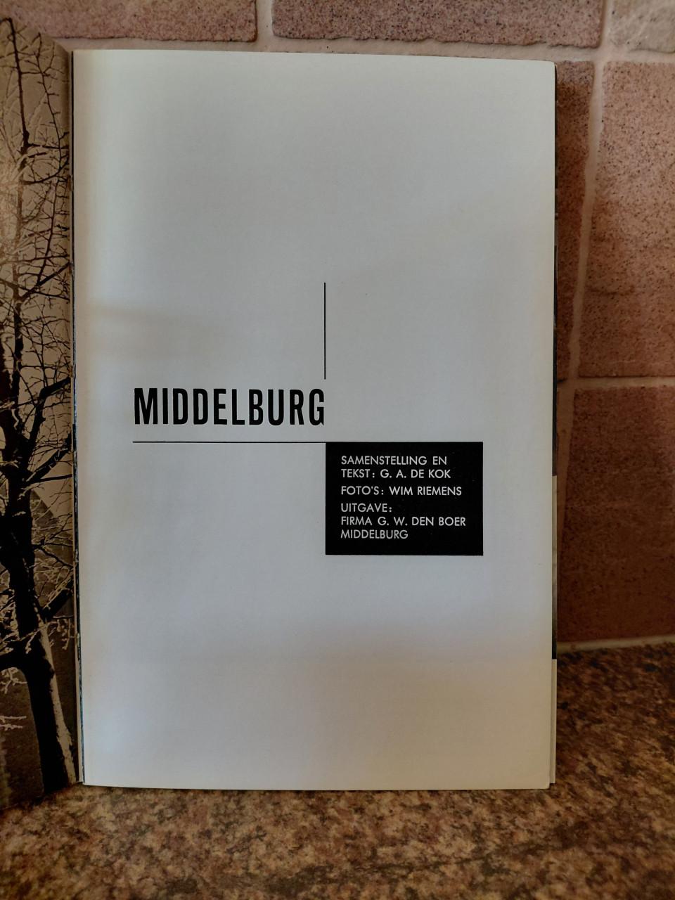 Middelburg. Mooi oud fotoboekje met tekst. 1865. J.H. Bulsing