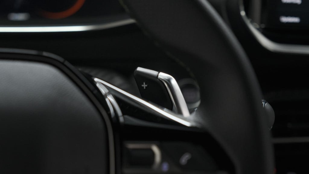 Peugeot 2008 puretech 130 eat8 gt | 360 camera | adaptieve cruise control |