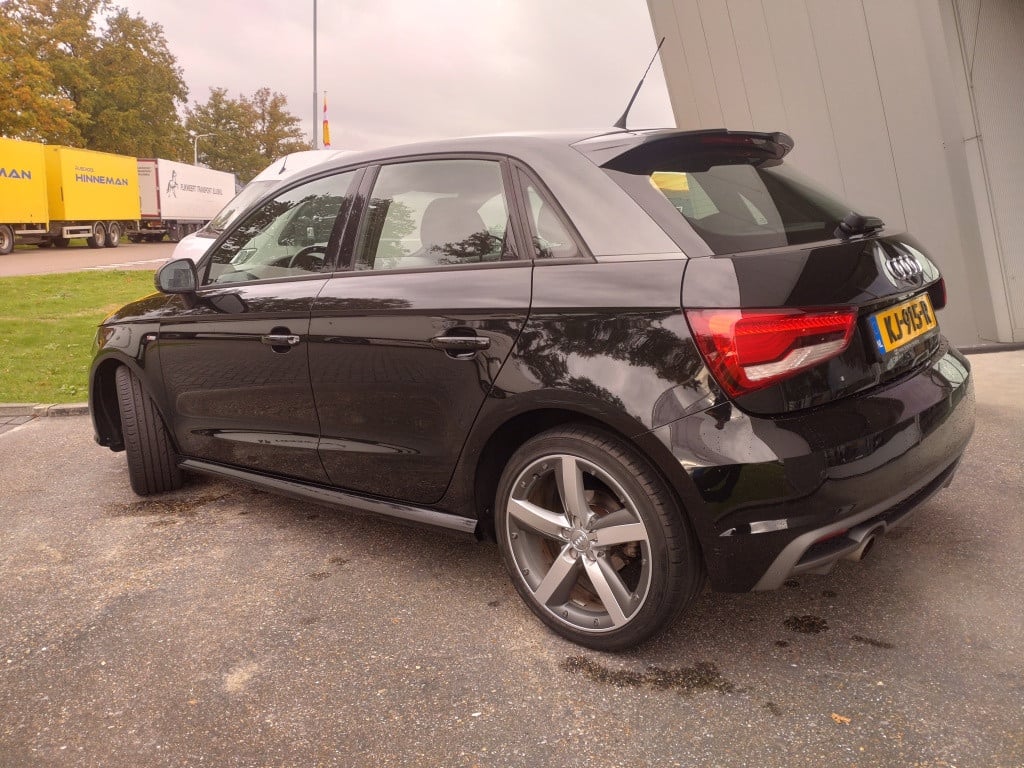 Audi A1 Sportback 1.0 tfsi adrenalin