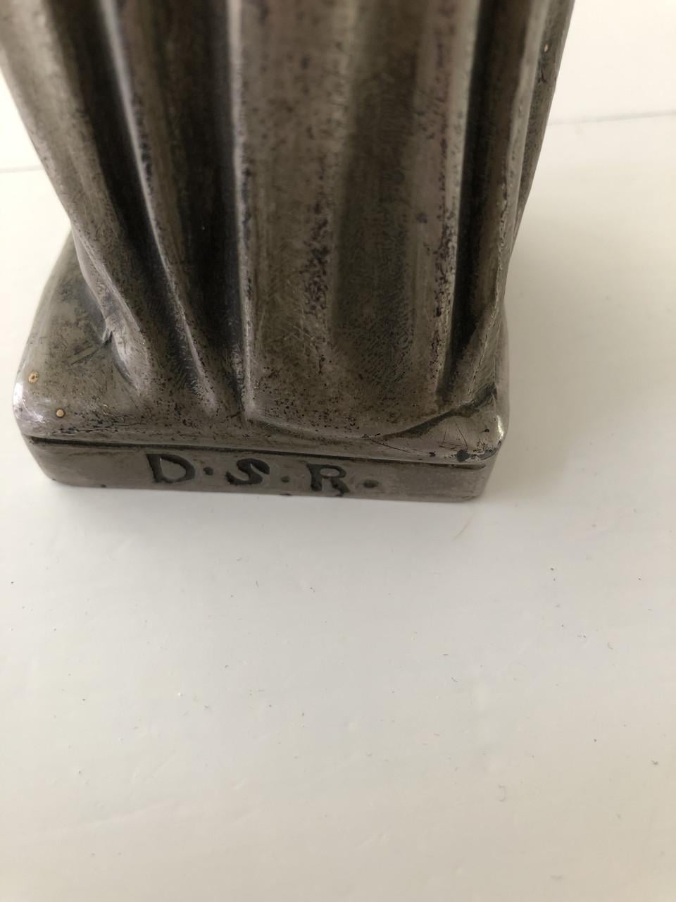 Mooi brocante heilig Theresia van Lisieux metalen beeldje.