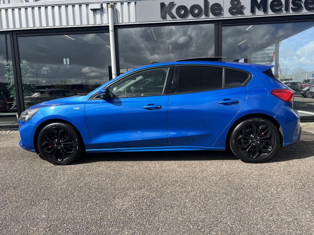 Ford Focus 1.0 ecoboost hybrid 155pk st line x , panodak , winterpack