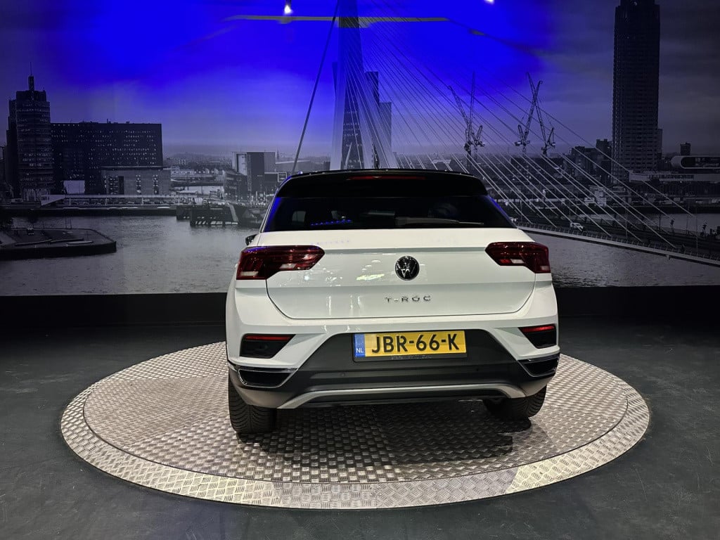 Volkswagen T-roc 1.5 tsi sport *pano*acc*camera*