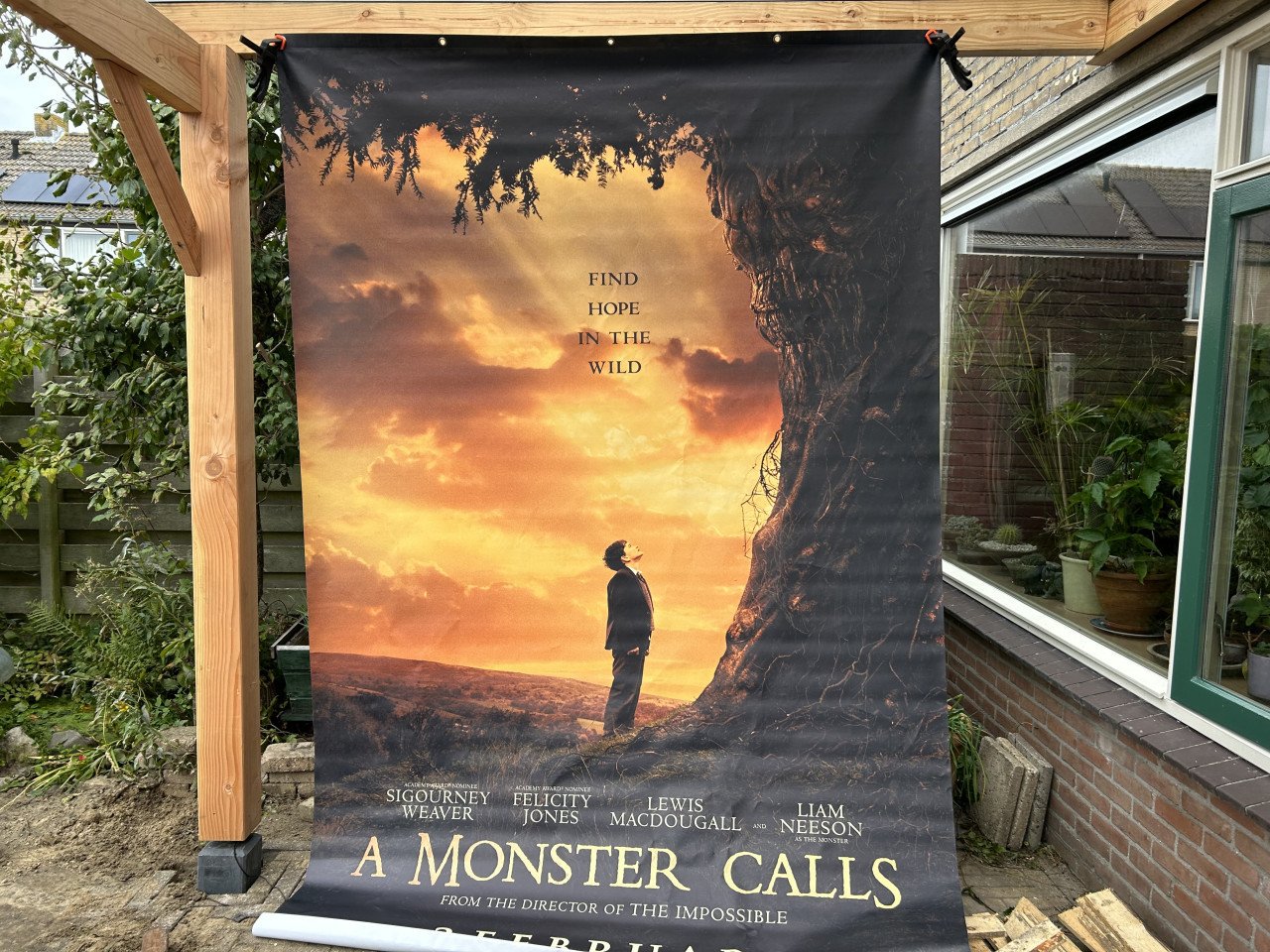 Grote filmposter 2meter breed en 3meter hoog bestand tegen weer en wind