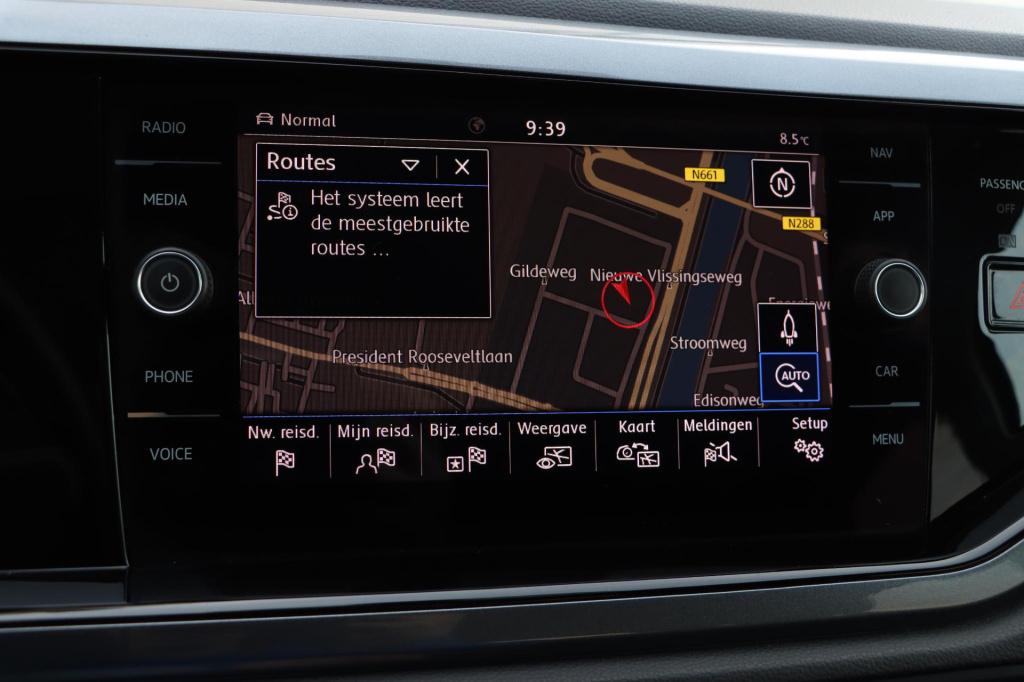 Volkswagen Polo 1.0 tsi highline adaptive | carplay | sensoren