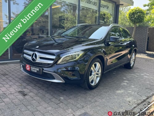 Mercedes-Benz Gla-klasse 250 edition 1 automaat trekhaak