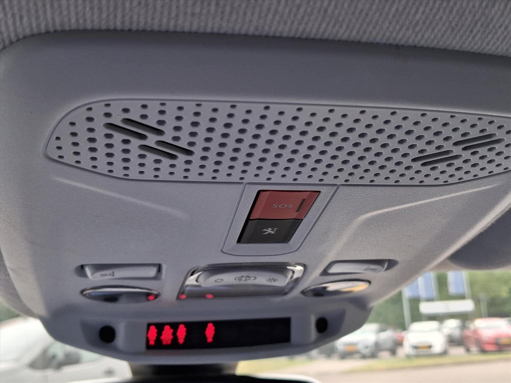 Peugeot 208 ev 50kwh 136pk 3-fase allure pack navigatie | apple carplay & a