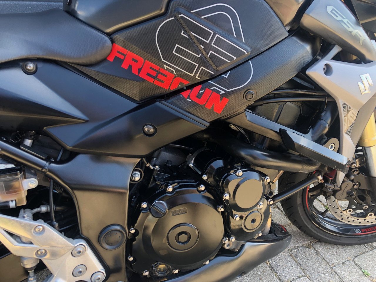 Suzuki GSR750 ABS "Freegun" uit 2017 met 60dkm, nette staat, rijklaar €4500