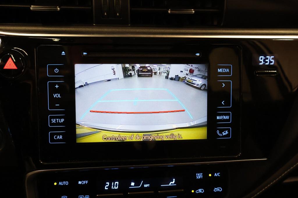 Toyota Auris touring sports 1.8 hybrid dynamic