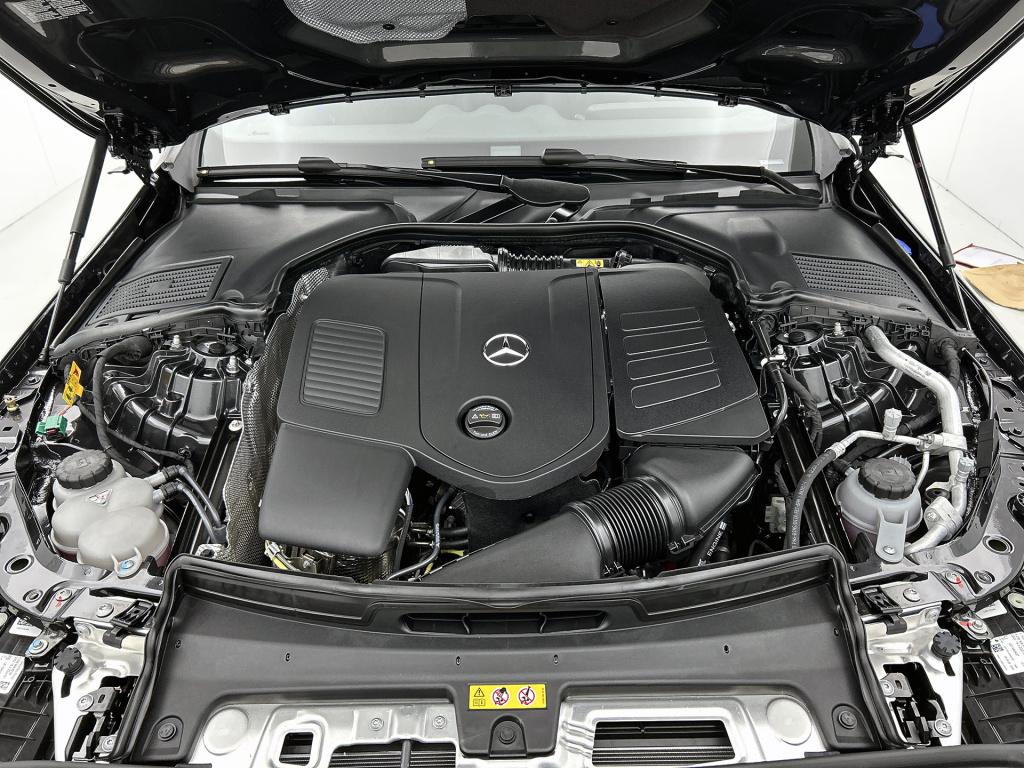 Mercedes-Benz C-Klasse 300 e business solution amg | nightpakket | trekhaak