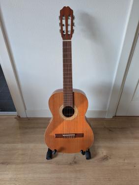 Juan Salvador 2C Cadet 3/4 Klassieke gitaar met toebehoren