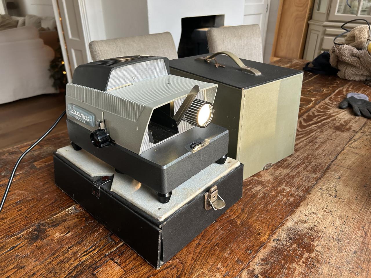 Originele Paximat Electric diaprojector