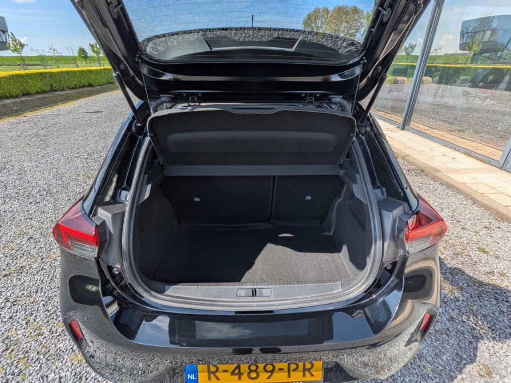 Opel Corsa 1.2 gs line | navigatie | cruise control | carplay | camera | la