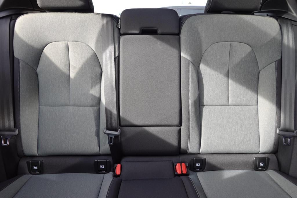 Volvo XC40 1.5 t5 recharge business pro