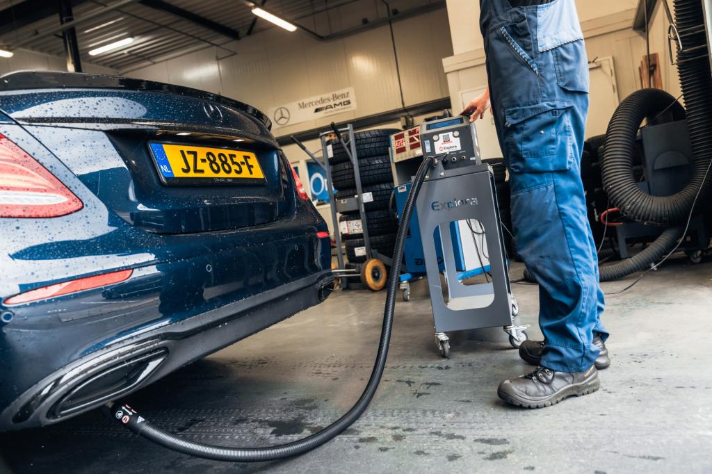 Mercedes-Benz E-Klasse estate 200 ambition elegance l airconditoning l afne