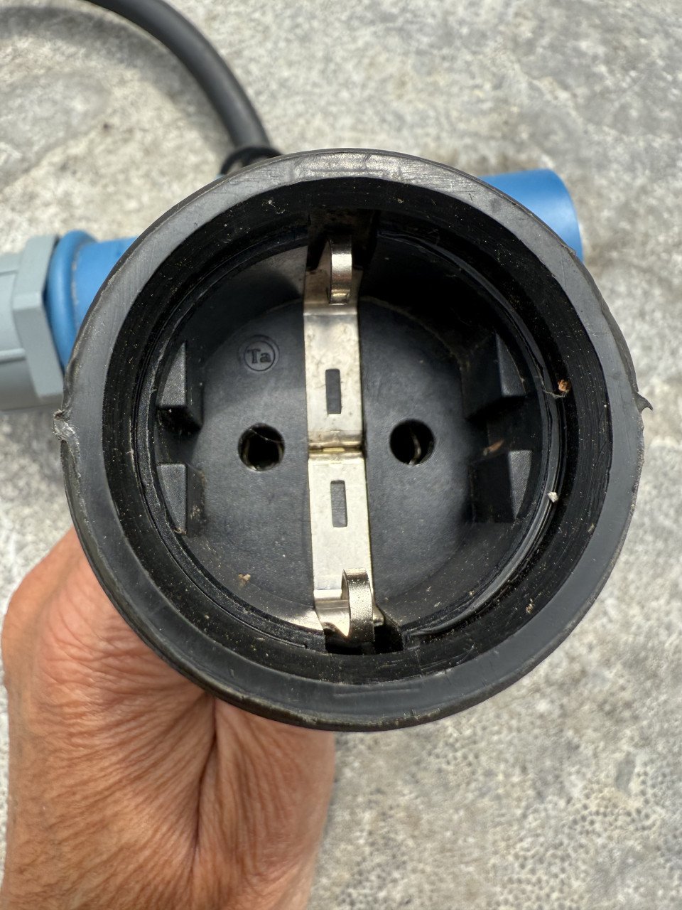 Diverse elektriciteit-verkoopkabels camping
