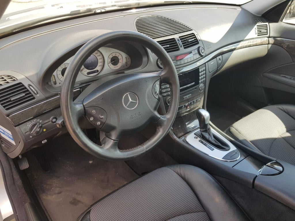 Mercedes-Benz E-Klasse 240 2,6b avantgarde automaat