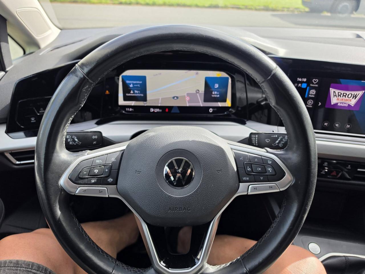 TE KOOP – VOLKSWAGEN GOLF 8 1.5 TSI R-LINE – 131 PK