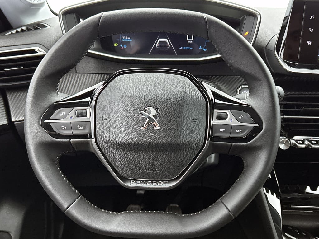 Peugeot 208 100pk allure | rijklaar | camera | icockpit | navigatie |