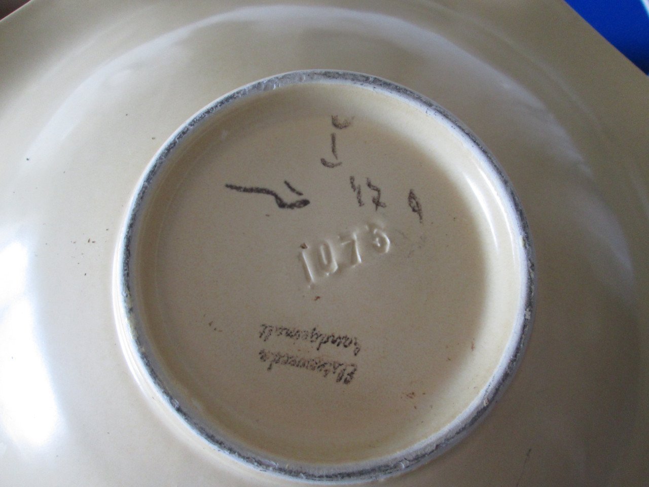 Oude schaal met print