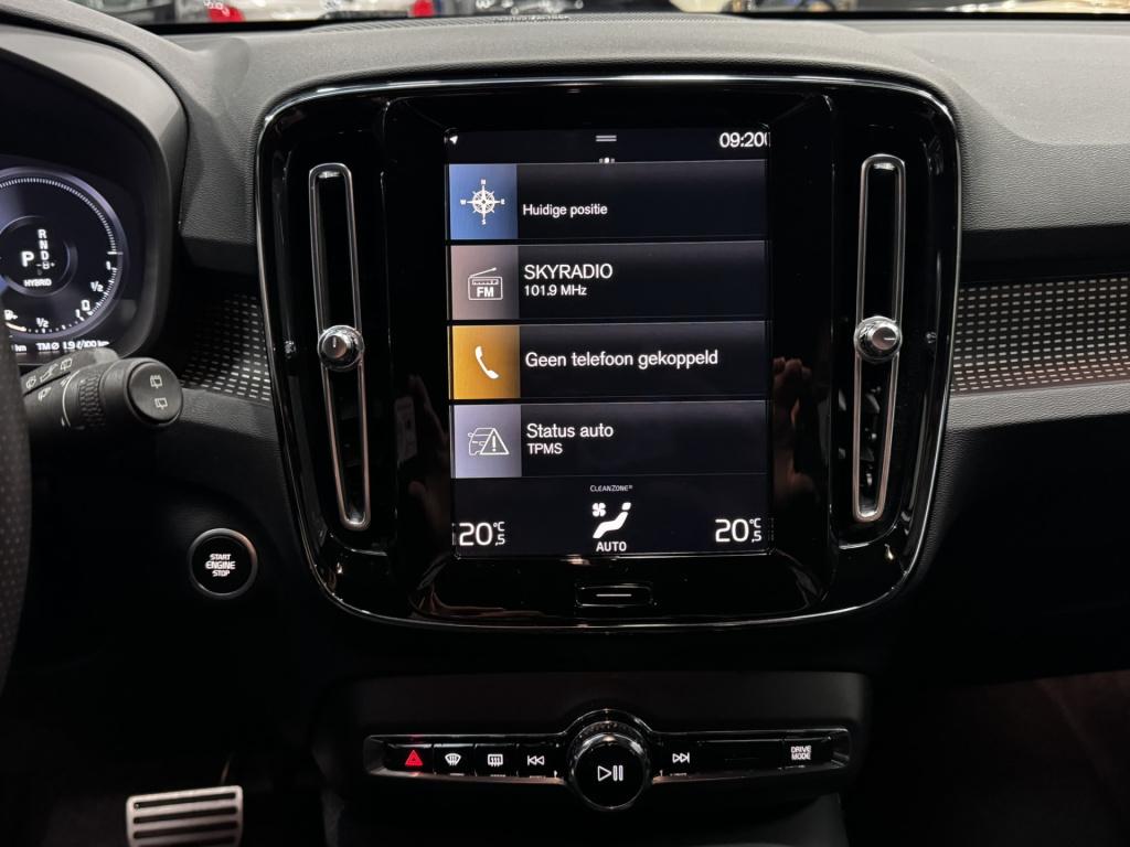 Volvo XC40 1.5 t4 recharge r-design