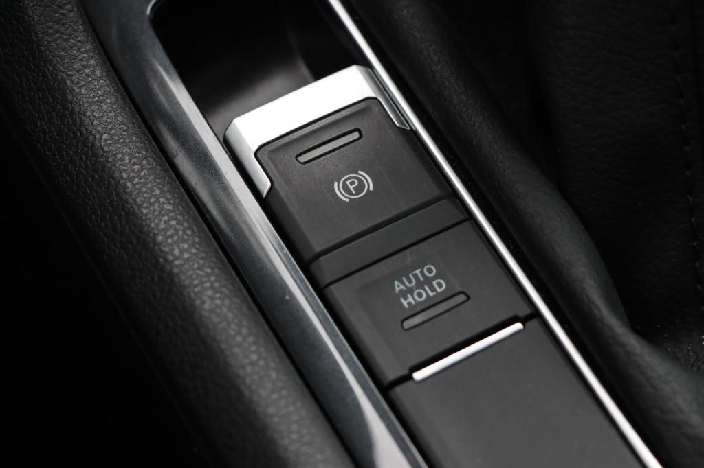 Volkswagen Tiguan 1.4 ehybrid elegance business 245pk dsg6