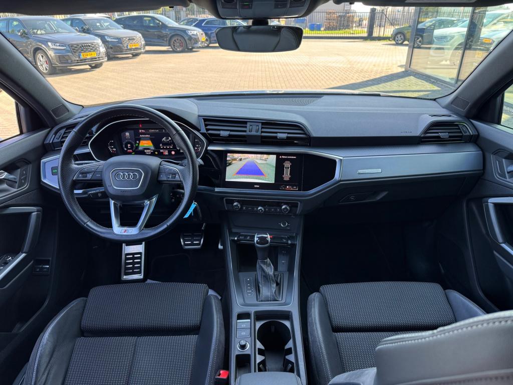 Audi Q3 45 tfsi e s edition * camera * matrix led * carplay