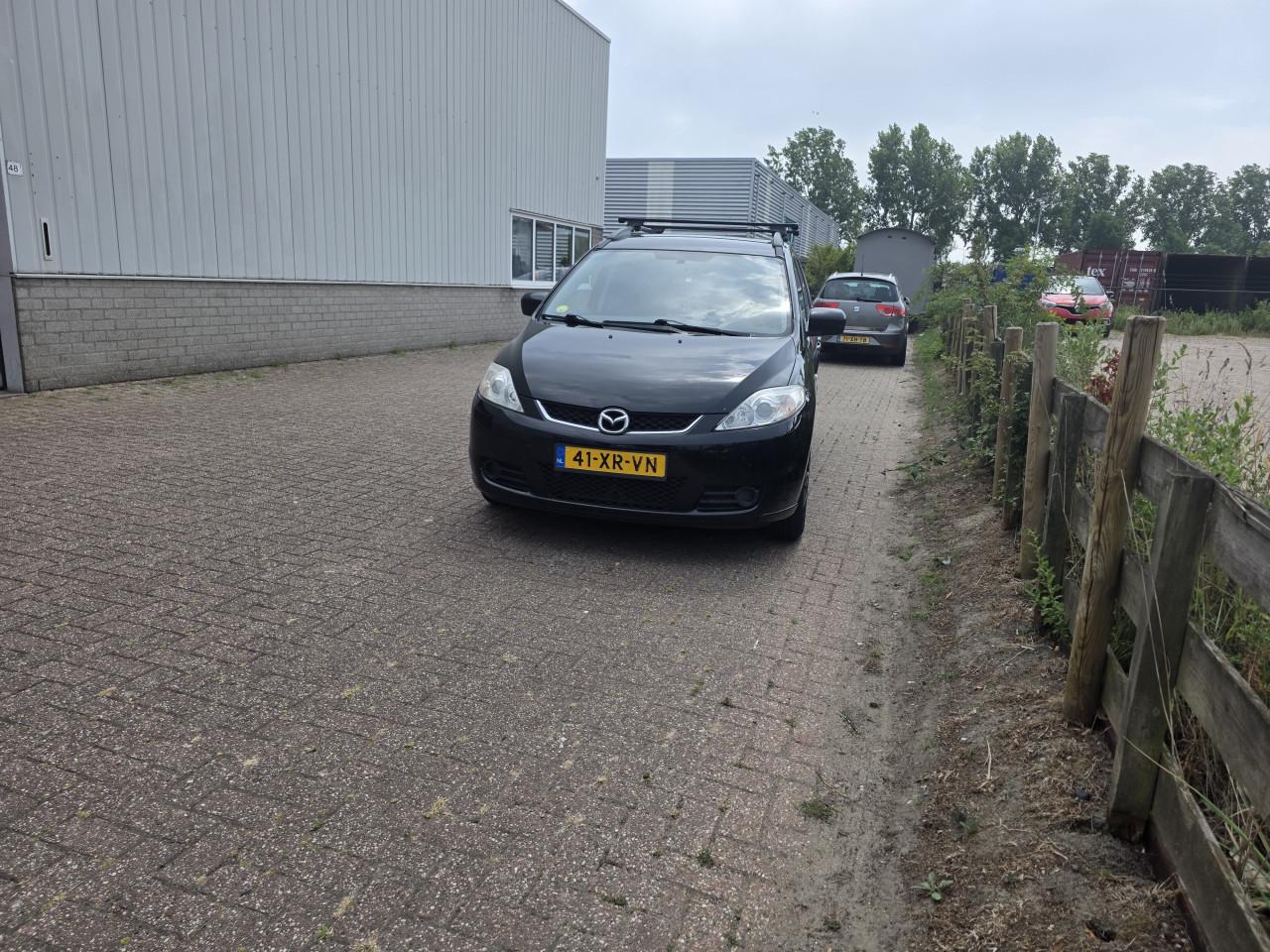 Mazda 5 7 persoons nieuwe APK Airco Cruise