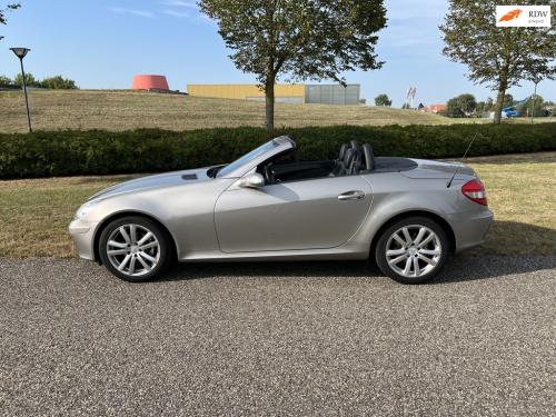 Mercedes-Benz SLK 200 k.