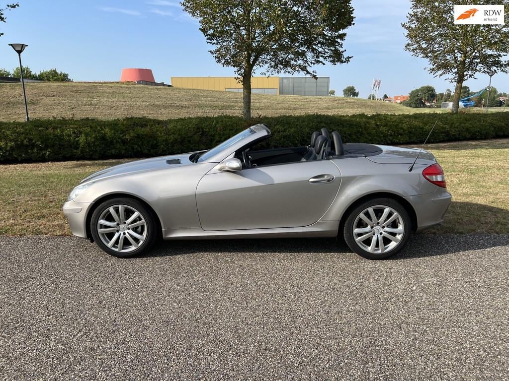 Mercedes-Benz SLK 200 k.