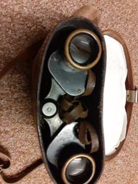 Vintage verrekijker in box
