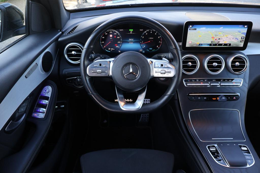 Mercedes-Benz Glc 200 premium i panoramadak i trekhaak i 360 camera i sfeer