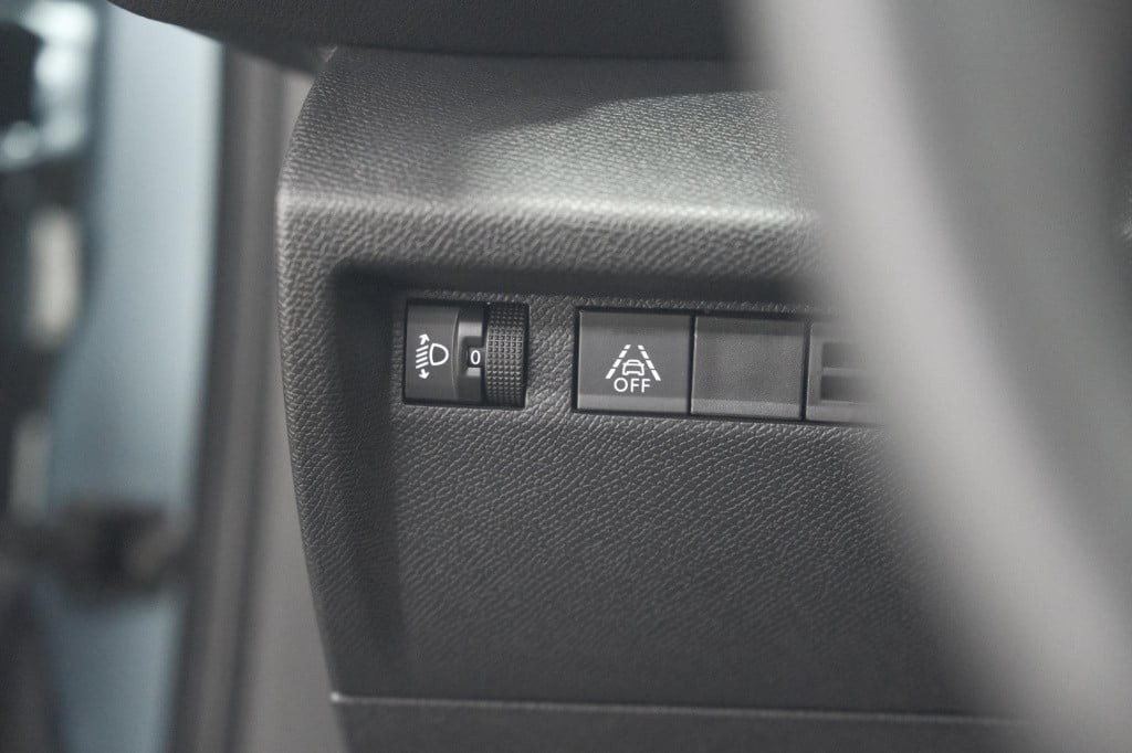 Citroen C4 puretech 130 eat8 shine | camera | apple carplay | parkeersensor