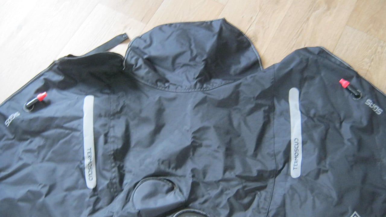 NIEUW VESPA BEENKLEED VOOR 70 EURO