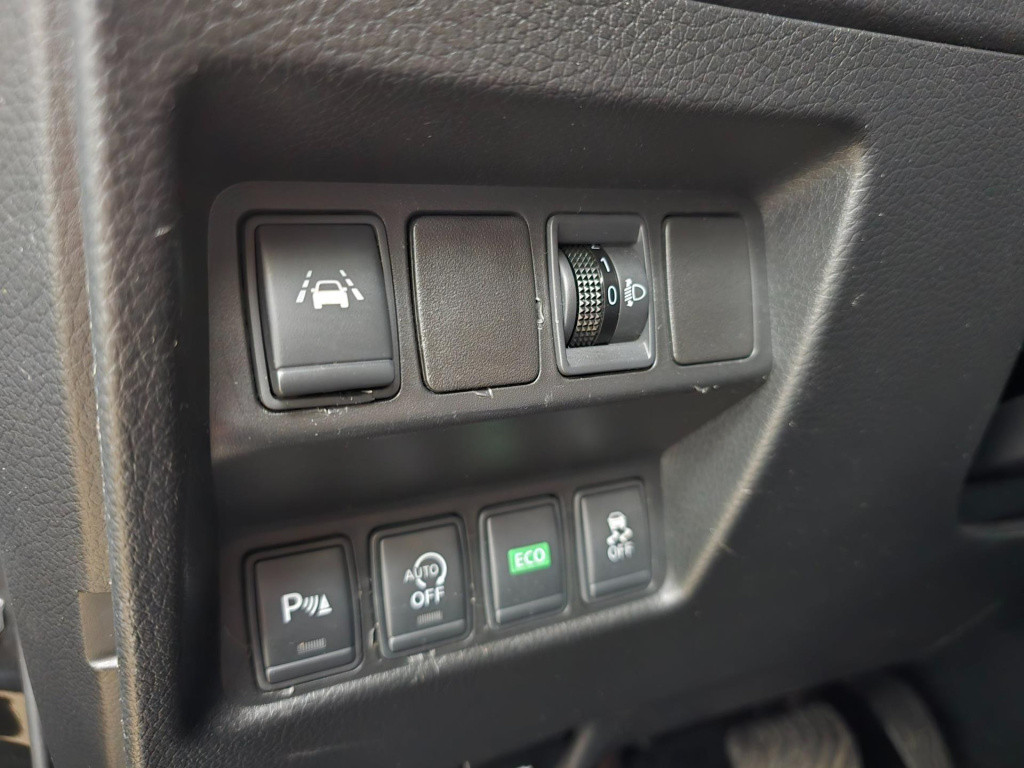 Nissan Qashqai occasion automaat | met trekhaak en parkeercamera | tweedeha