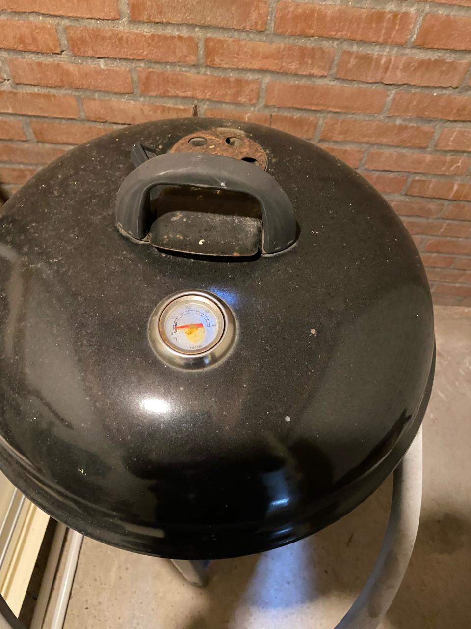 Bbq bakken en braden