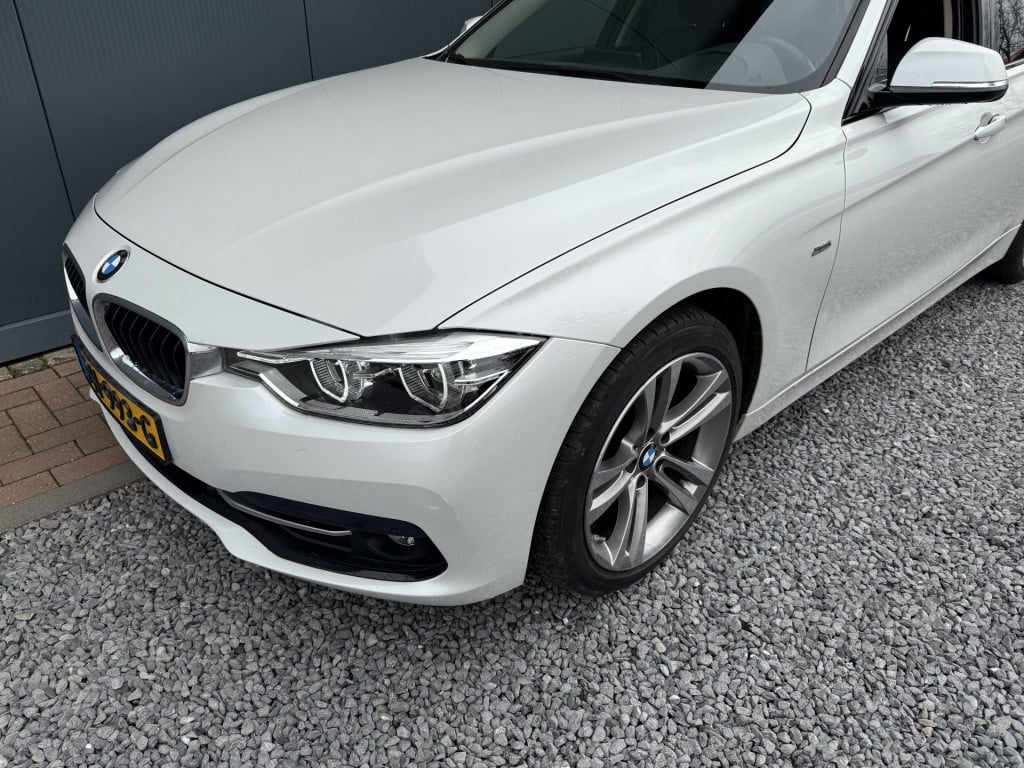 BMW 3-serie touring 318i automaat high executive sportline