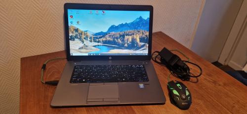 Complete laptop - HP EliteBook 850 <<